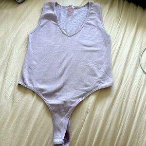Violet v-neck bodysuit